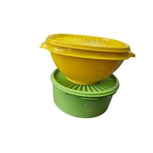 Vintage Tupperwear Servalier Bowls Yellow 836-7 837-5 ,Green 1205-25 1204-13